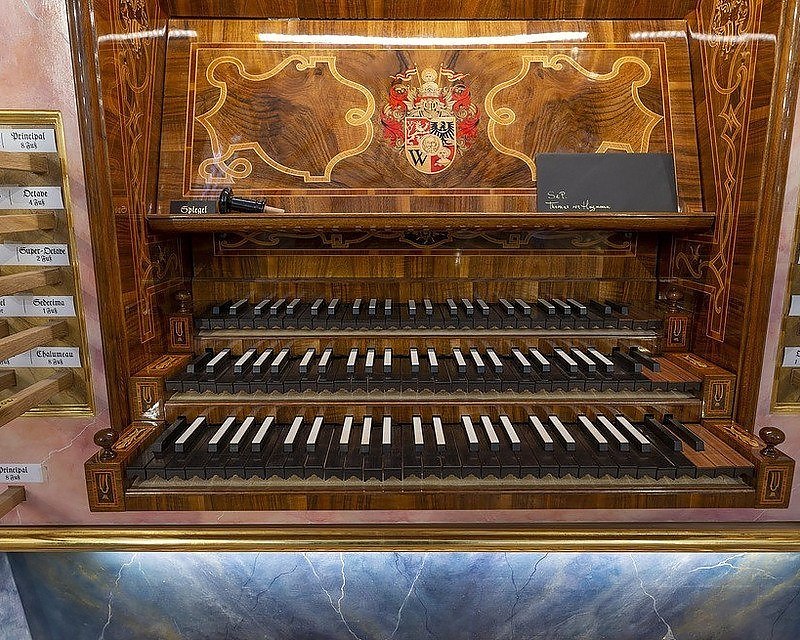 Engler organ resumes playing after reconstruction