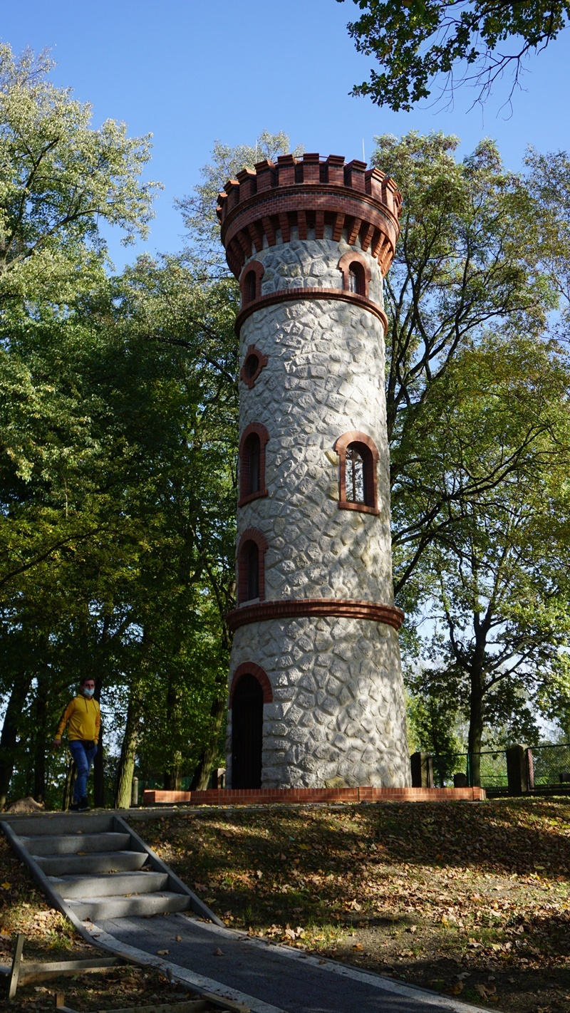 Wieża w Nowogrodźcu