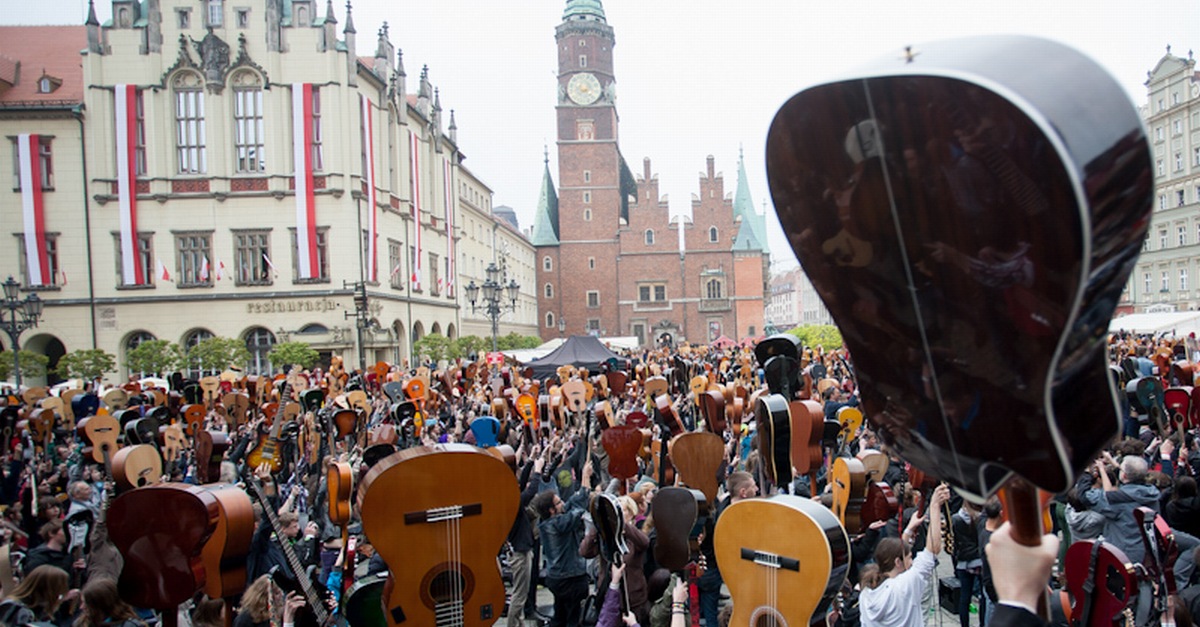 Gitarowy Rekord Guinnessa w Rynku 