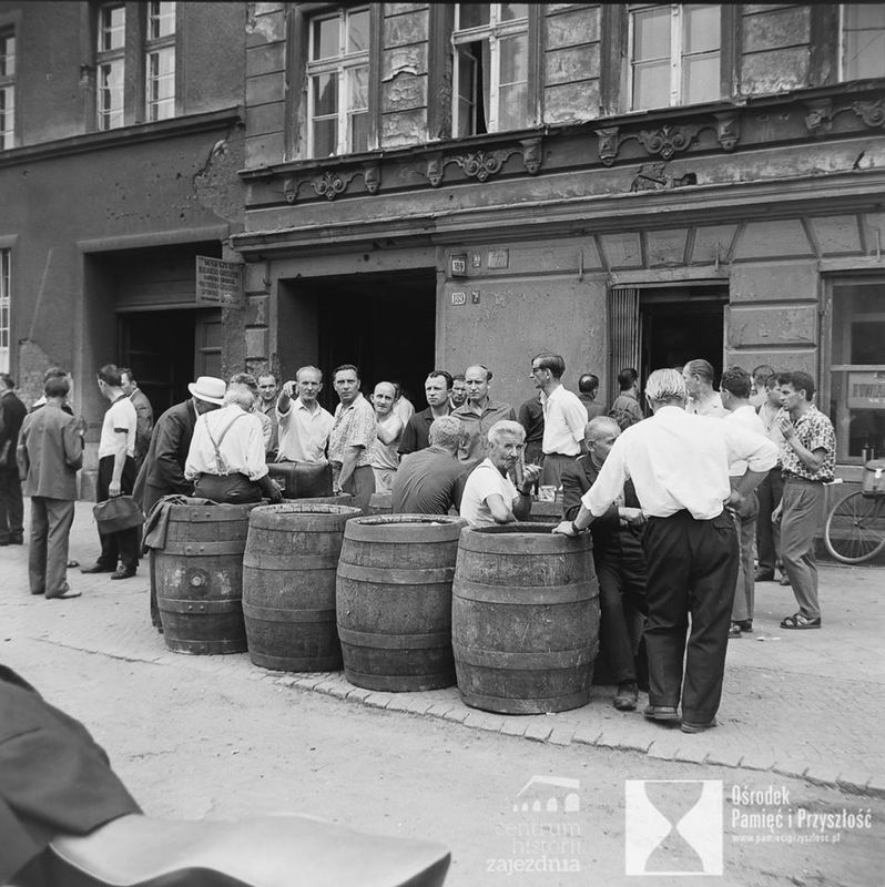 https://www.wroclaw.pl/files/cmsdocuments/19235773/piwiarnia-przy-jednosci-narodowej.jpg