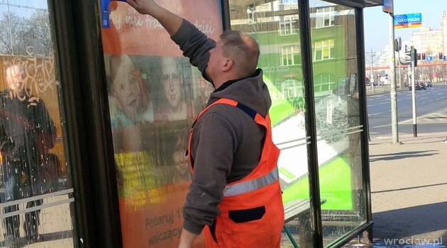 Bus shelter cleaning jobs london