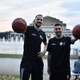 Aleksander Dziewa i Strahinja Jovanović zapraszają na wielką koszykówkę w Hali Stulecia