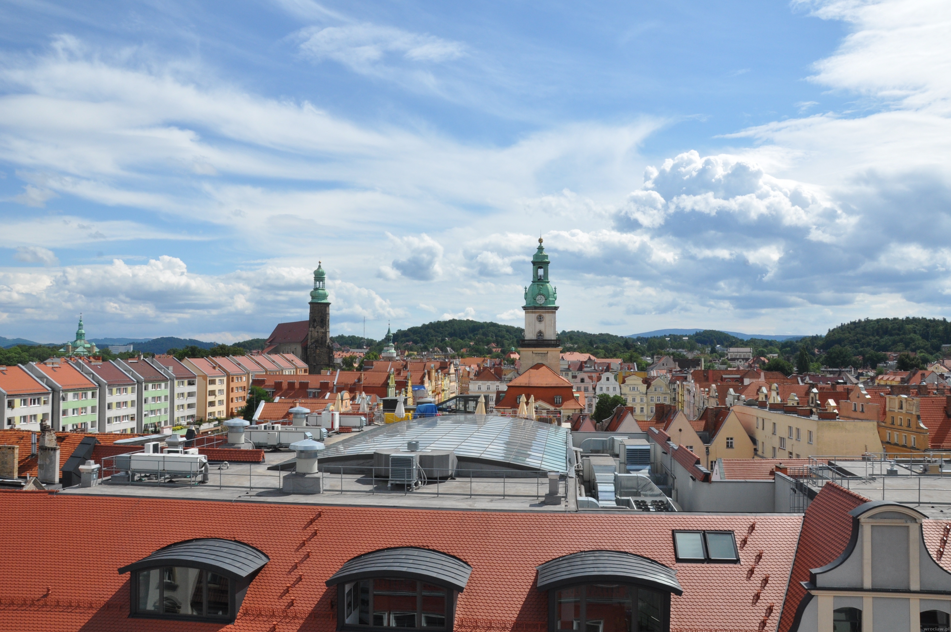 Passeggiata per il centro storico di Jelenia Góra www.wroclaw.pl