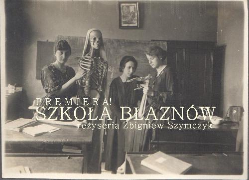 Szkoła Błaznów – spektakl Wrocławskiego Teatru Pantomimy