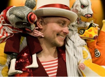 Spektakl „Wąż” we Wrocławskim Teatrze Lalek