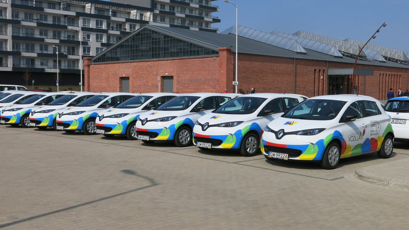 Od 2 kwietnia użytkownicy Vozilii mogą już wypożyczać nowe samochody Renault ZOE, fot. Bartosz Moch
