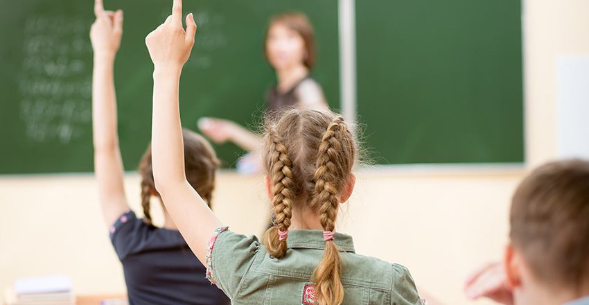 pixabay.com - dzieci mają zagwarantowane miejsca w swoich szkołach rejonowych