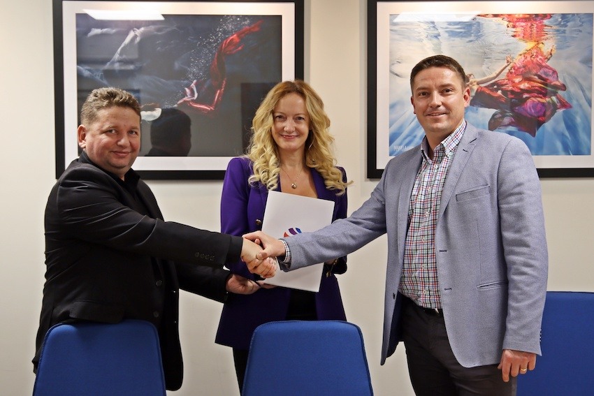 podpisanie umowy aquapark