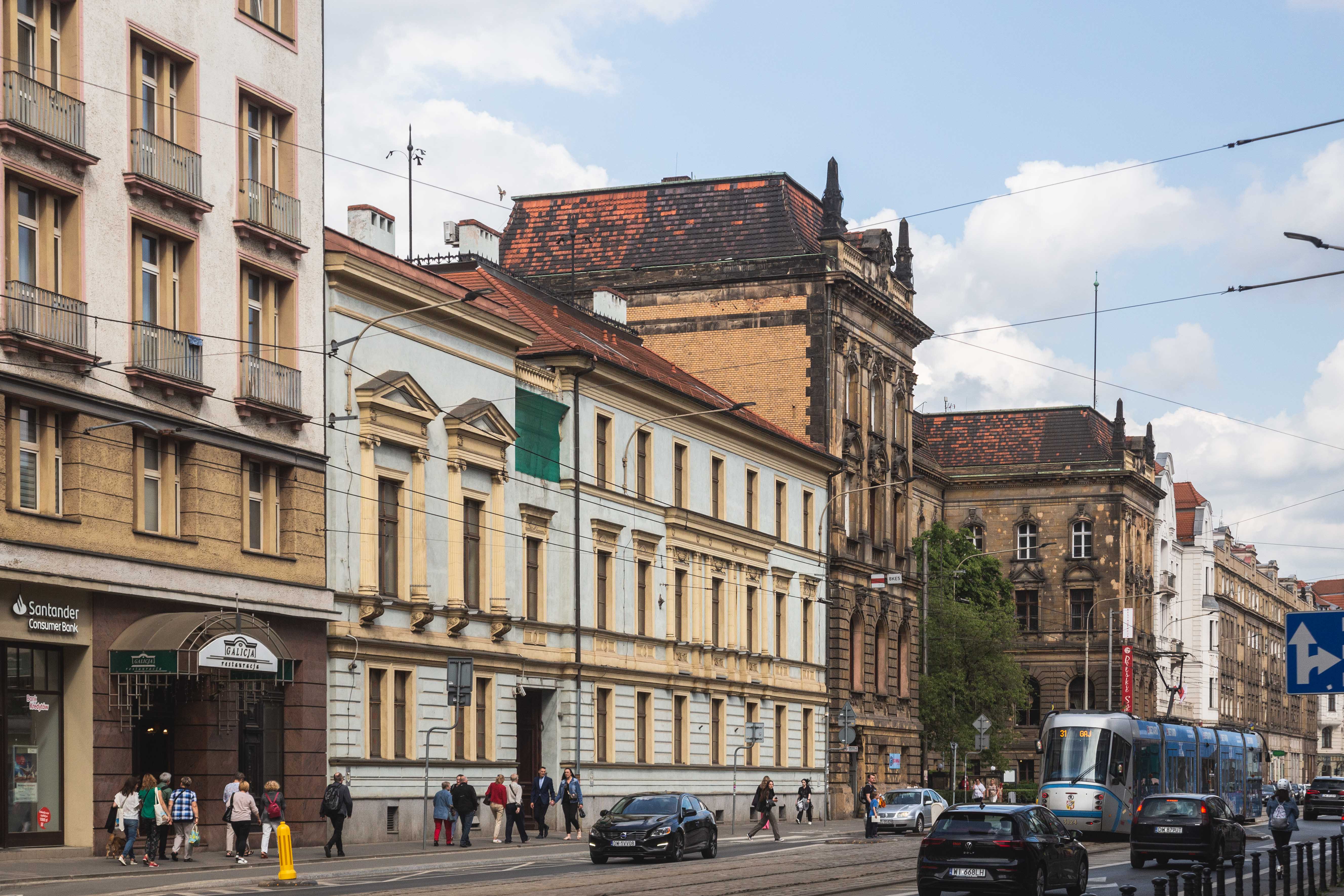 Teatrul Capitol vinde o clădire istorică.  Prețul este de peste 8 milioane PLN (fotografii)