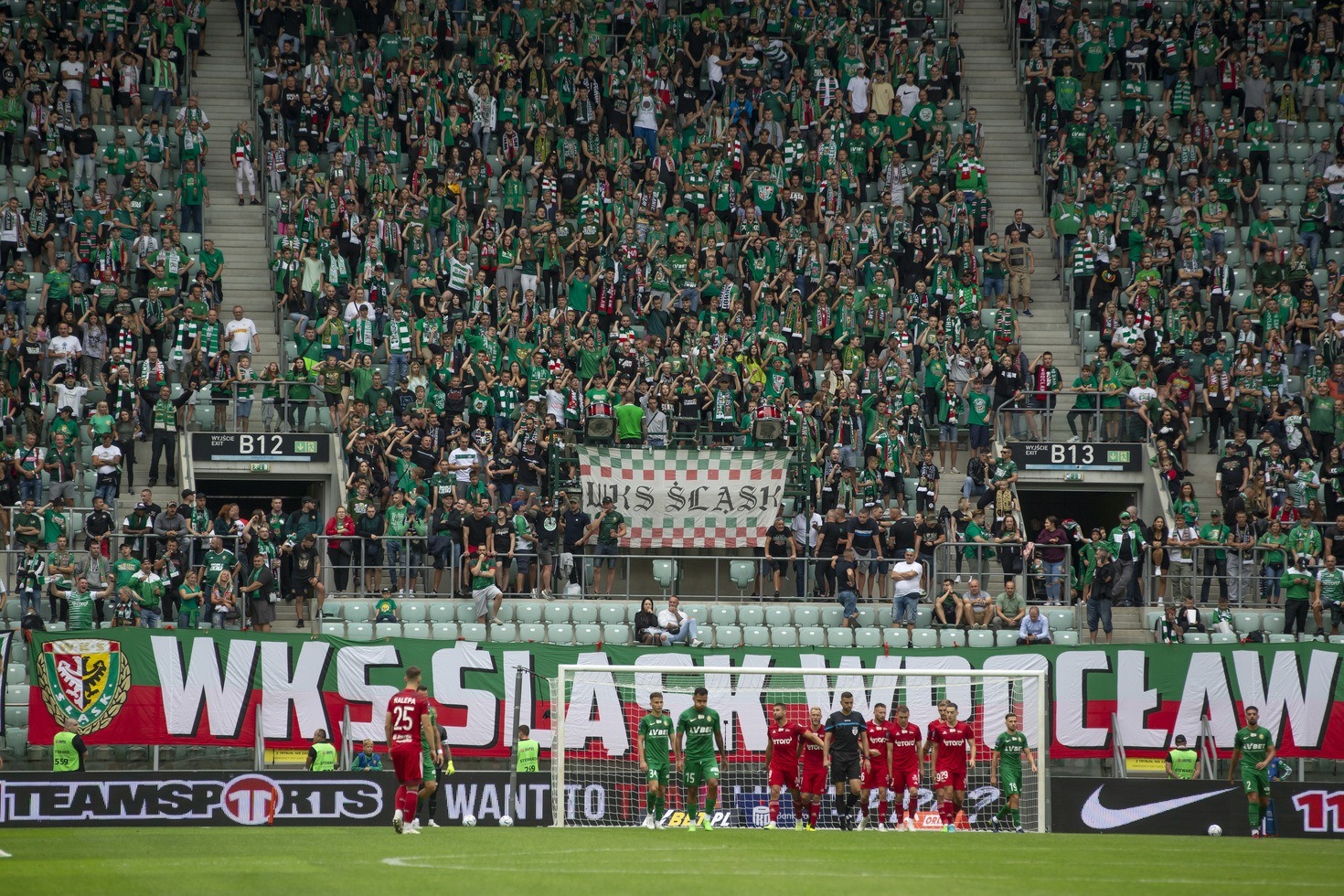 Tak kibicowaliście na meczu Śląsk Wrocła... Galeria zdjęć 10/45