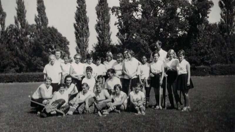 Żeńska drużyna hokeja na trawie, lata 70-te XX wieku Fot. archiwum KKS Polonia Wrocław