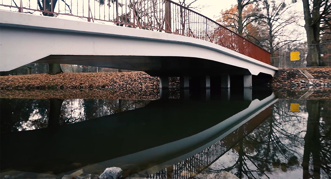 Mostek w parku Wschodnim po metamorfozie 